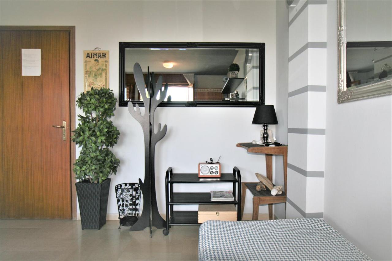 Apartamento Brioni Fronte Mare Lido di Jesolo Exterior foto